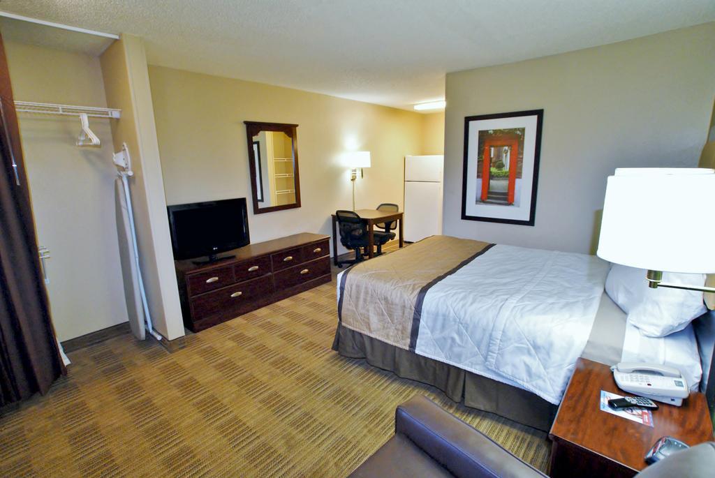 Extended Stay America Suites - Richmond - W Broad Street - Glenside - South Dumbarton Exterior photo